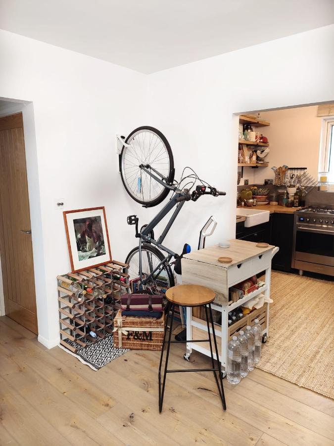 Kew Gardens - Private Double Room Richmond London - Homestay المظهر الخارجي الصورة